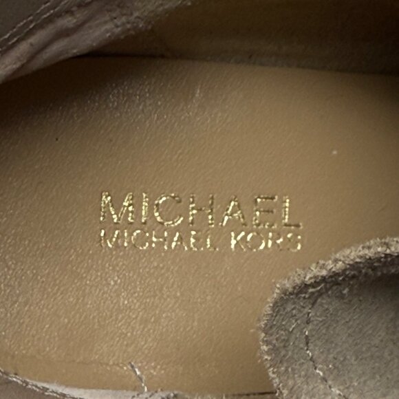 Michael Kors Rye Womens Wedge Beige Suede Bootie Gum Soles Size 7 Medium - Picture 9 of 9